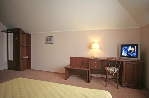 Diligence Hotel Cherson Pokoj fotografie